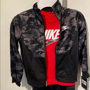 Boys Nike 3 piece set size 5T